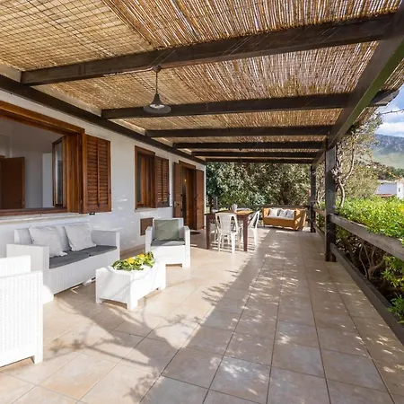 Holiday home Pittalumari Makari Macari