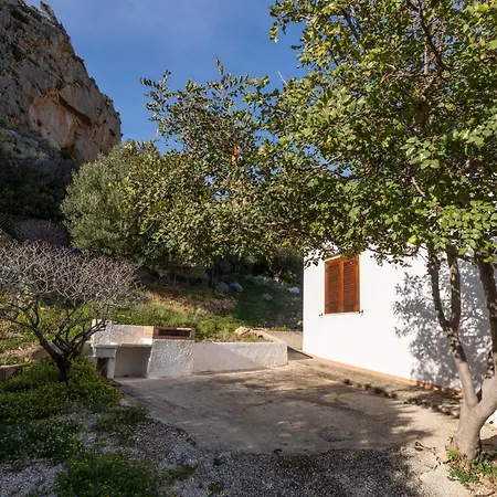Holiday home Pittalumari Makari *